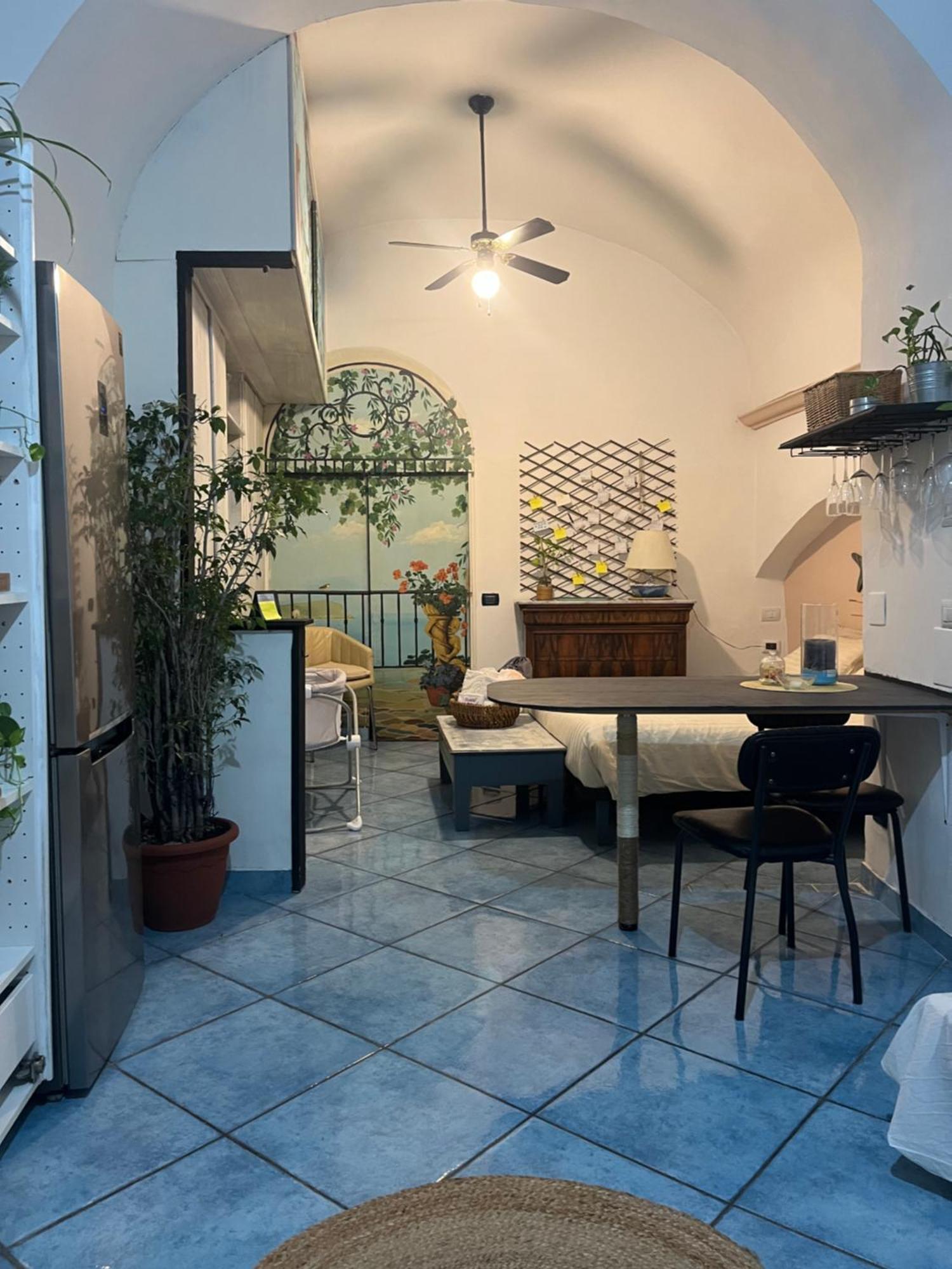 Mari Mari Apartment Naples Exterior photo